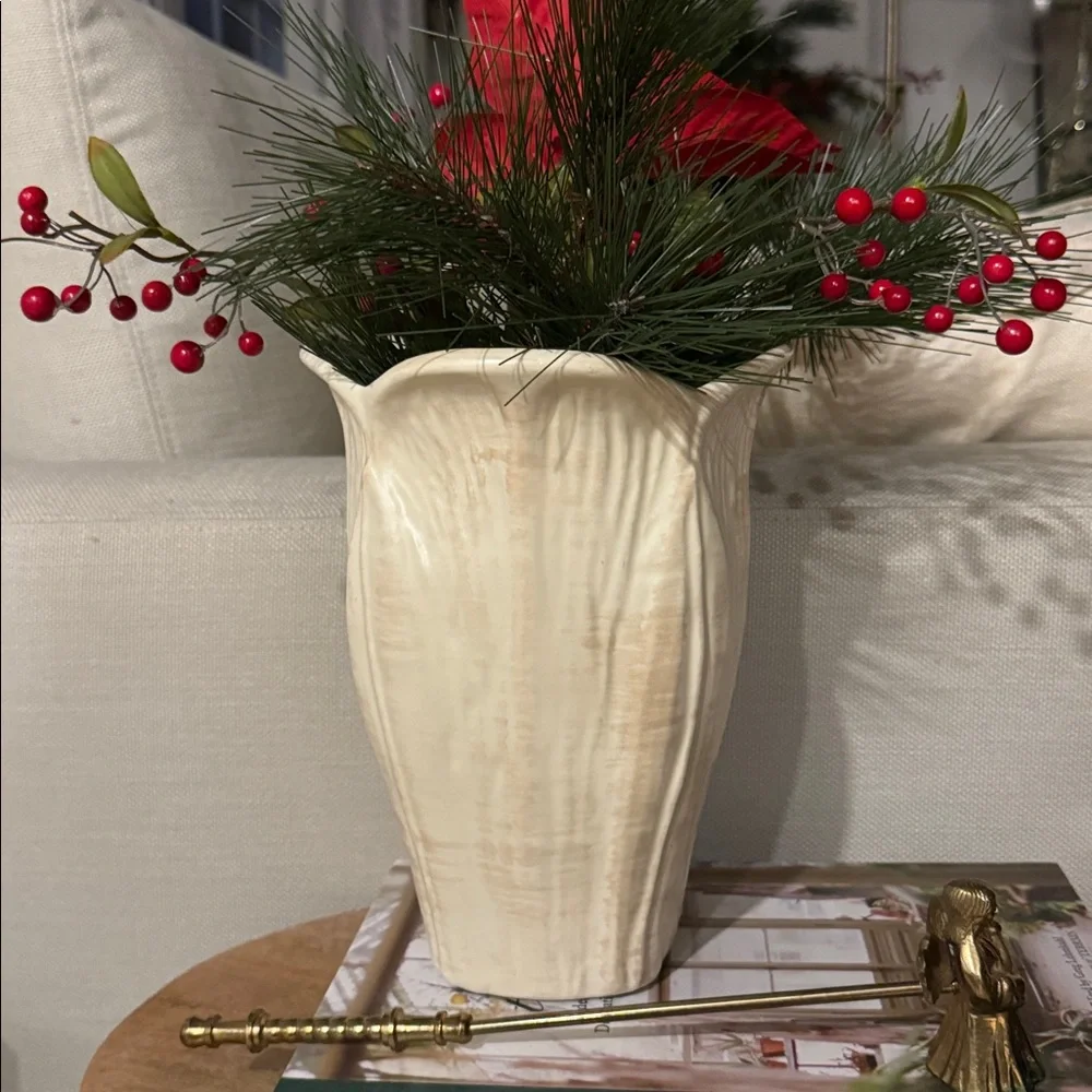 Vintage 90's Haeger Raised Leaf Pattern Tulip Vase 9